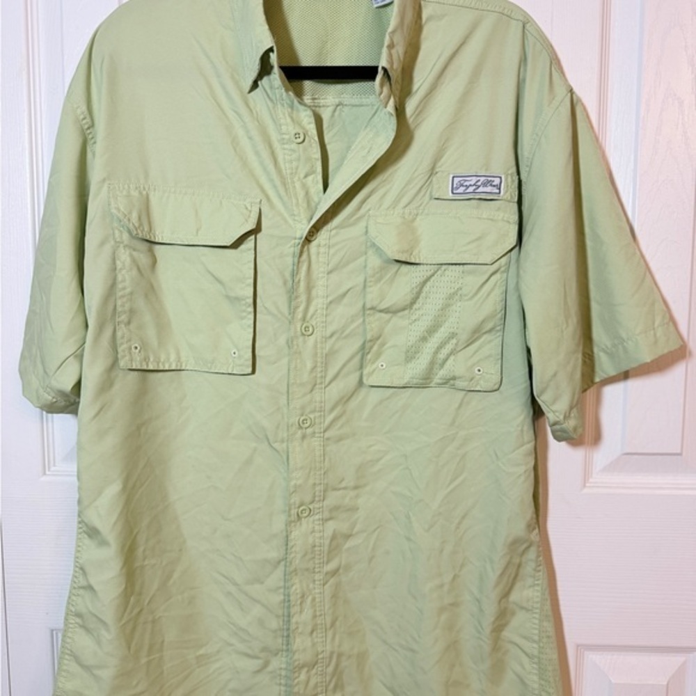 Trophy Wear Light Green Button-Up Shirt Sz L OUTDOOR VENTED LIGHT CJ